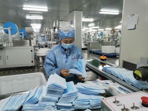 疫情防控争分夺秒 河南口罩企业放假2天即加班复工