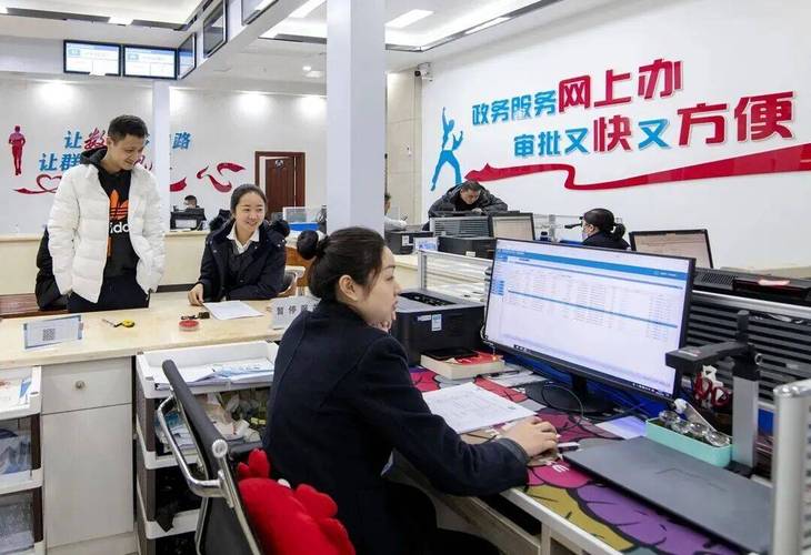 道真 政务服务“暖心帮办”赢得企业点赞——让企业少跑腿，服务更贴心